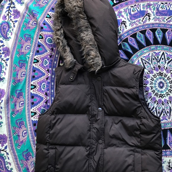 GAP Jackets & Blazers - Gap puffer vest